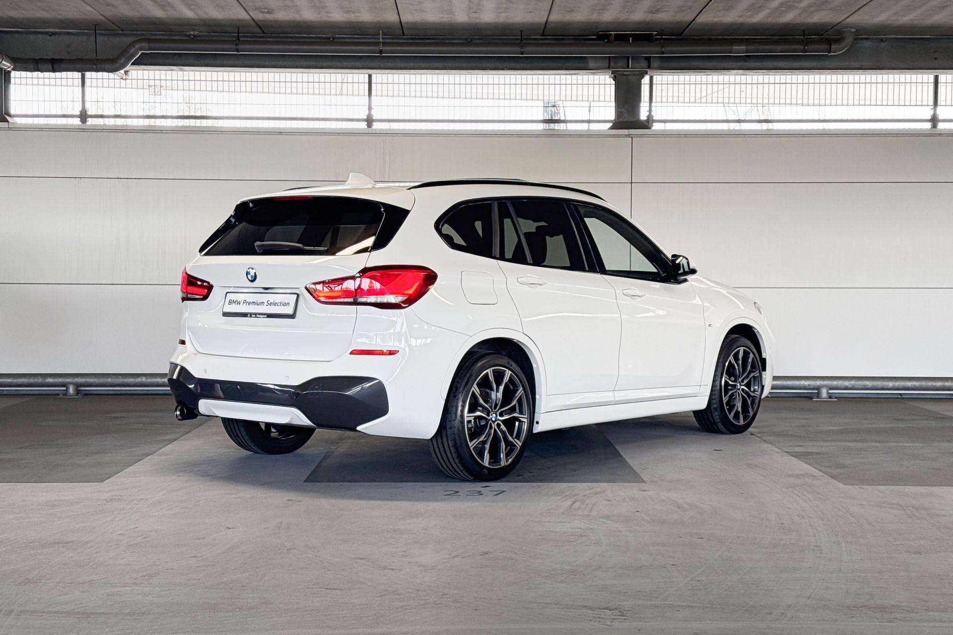 Foto van BMW X1 Sdrive18i