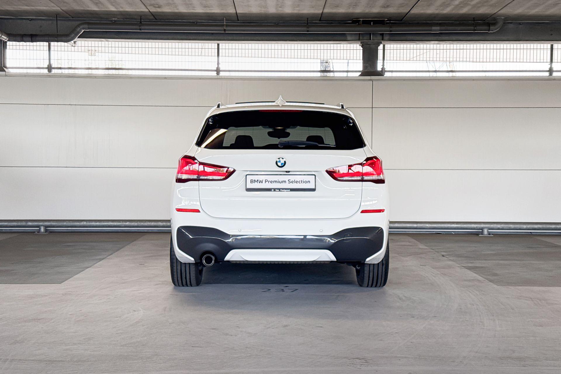 Foto van BMW X1 Sdrive18i