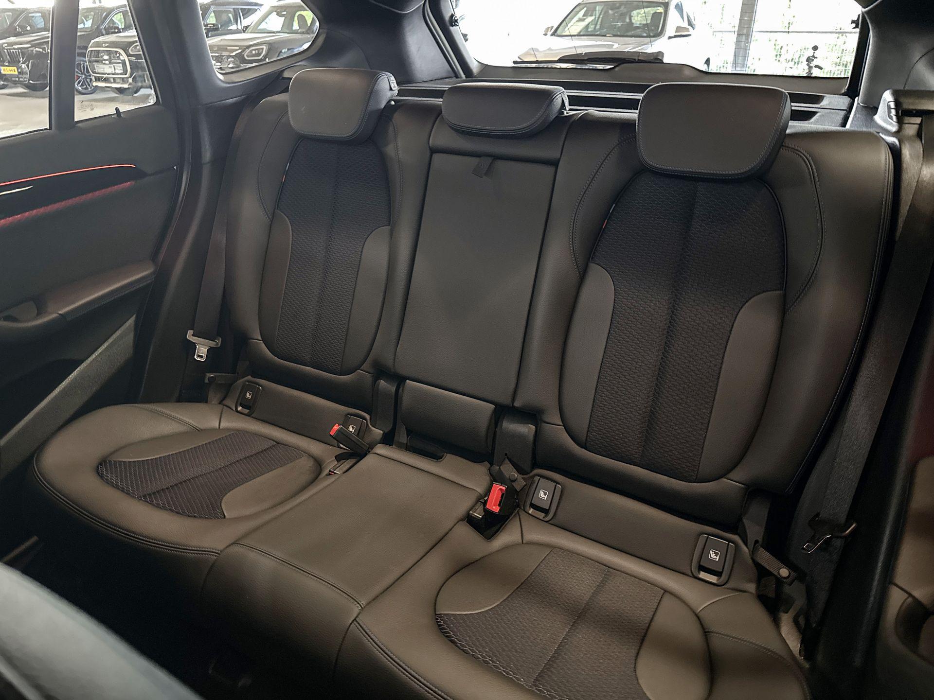 Foto van BMW X1 Sdrive18i