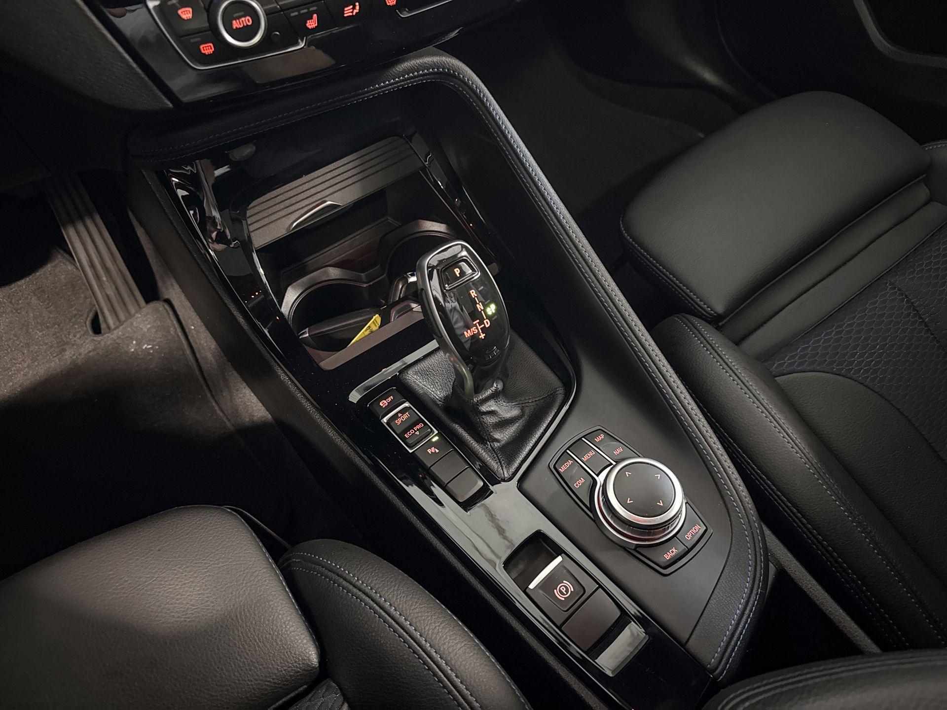 Foto van BMW X1 Sdrive18i