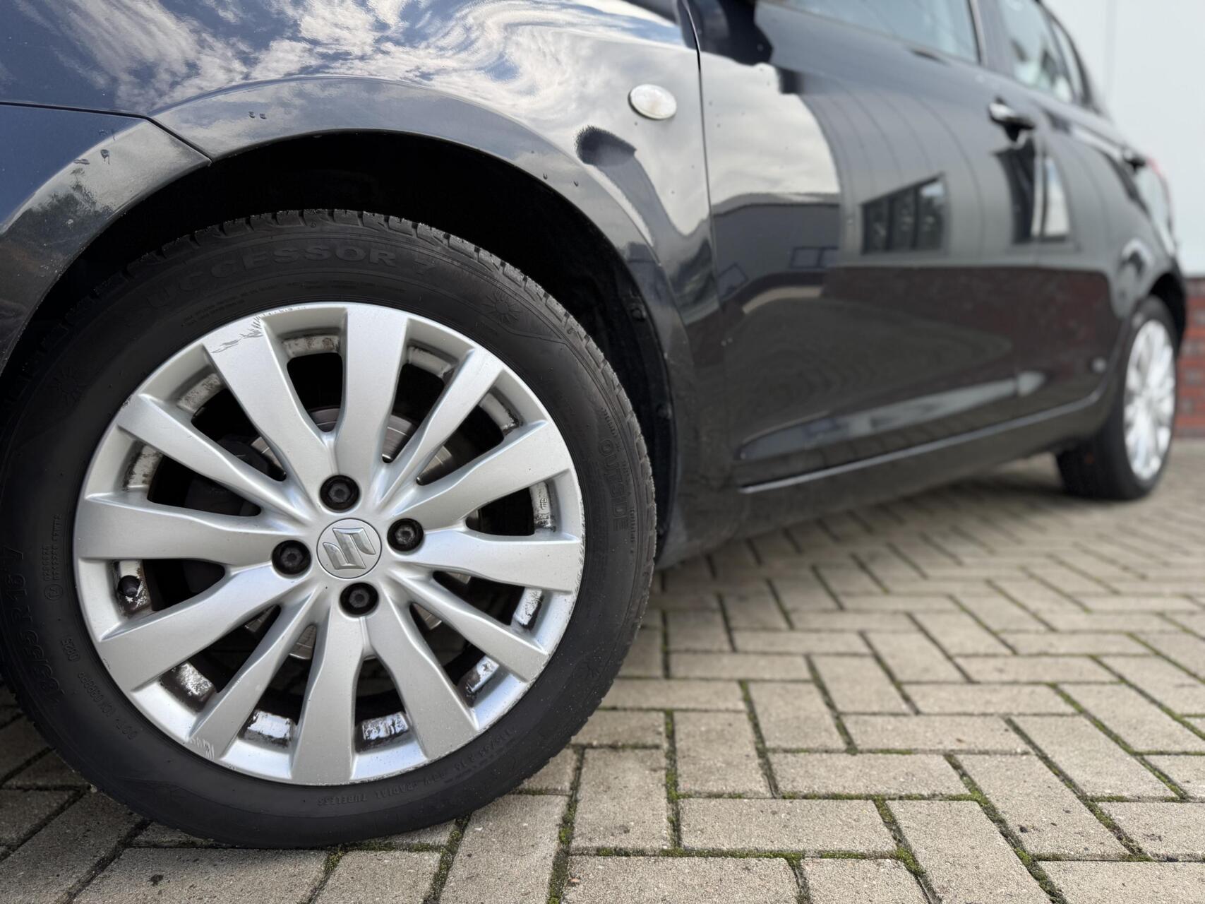 Foto van Suzuki Swift