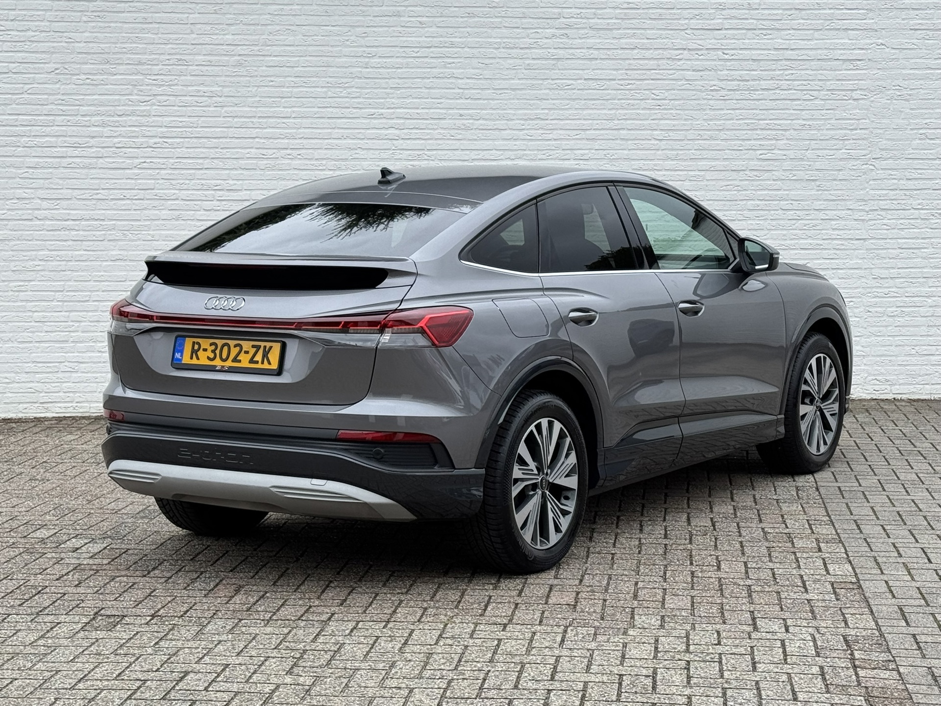 Foto van Audi Q4 Sportback 35 E-tron