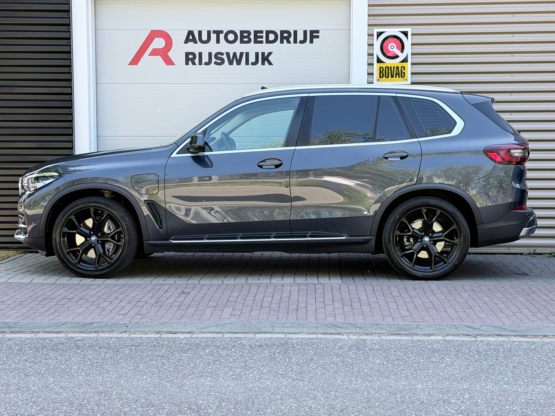 Foto van BMW X5 Xdrive45e