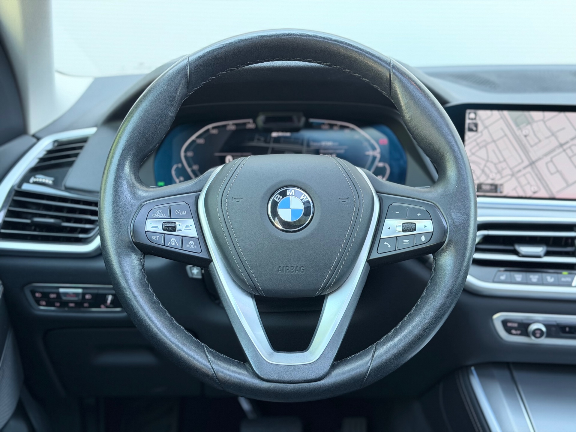 Foto van BMW X5 Xdrive45e