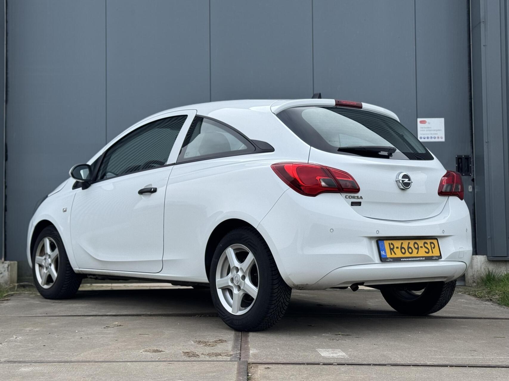 Foto van Opel Corsa-e