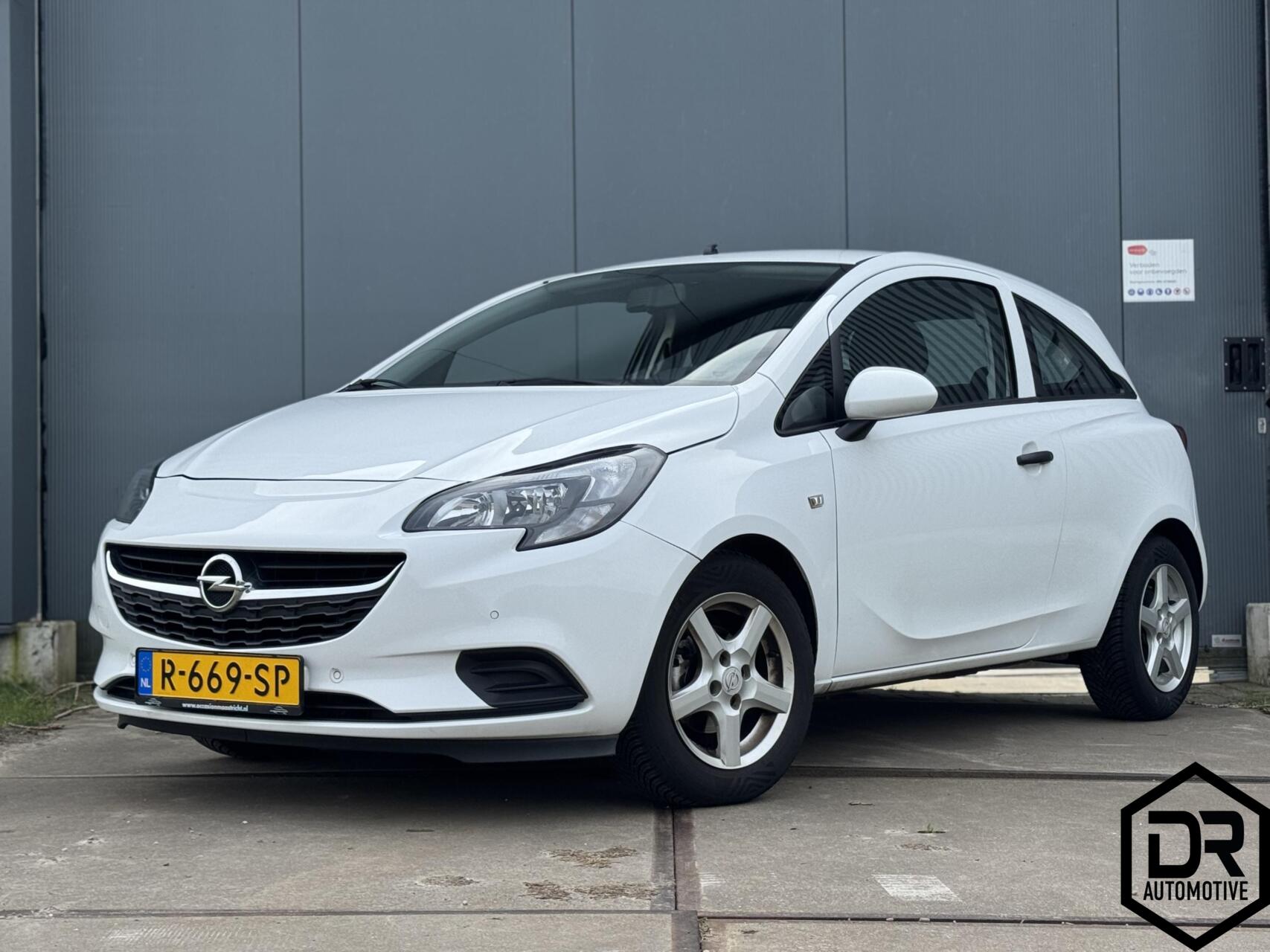 Opel Corsa-e 1.2 | CarPlay | PDC V+A | NETTE AUTO| APK 12-2026 2018 - voorkant