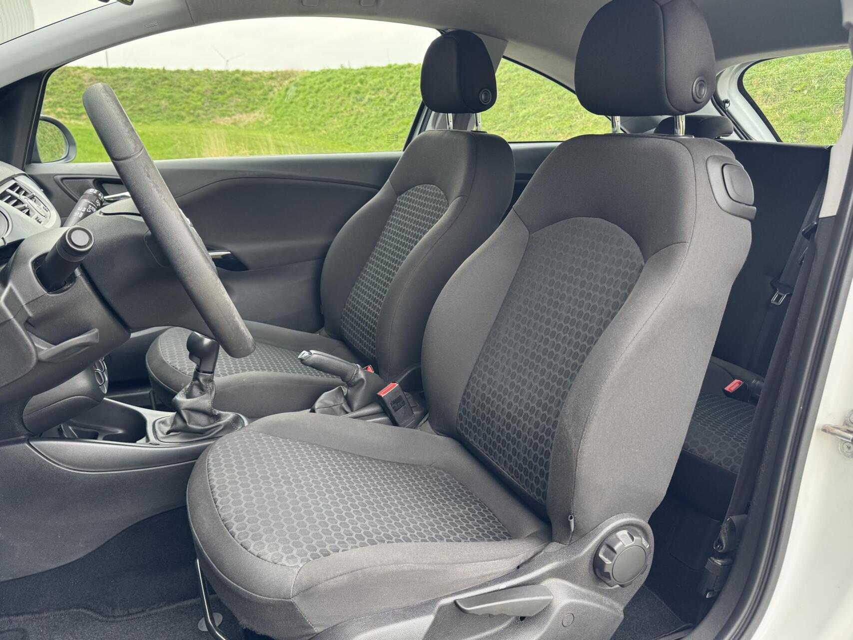 Foto van Opel Corsa-e