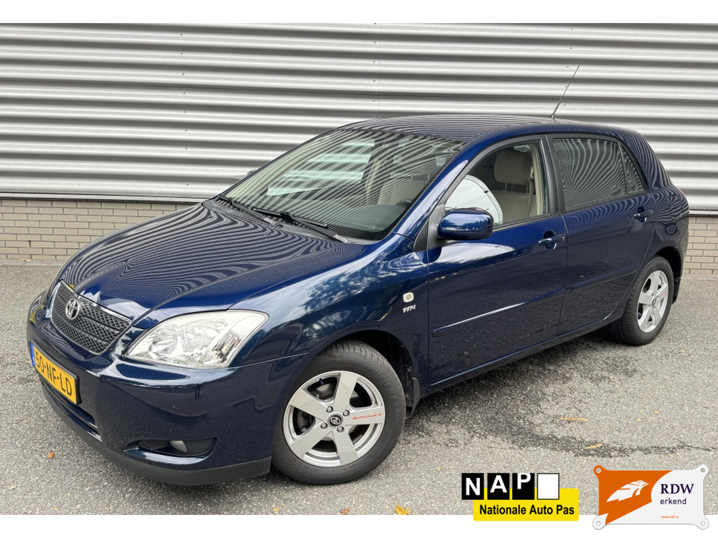 Toyota Toyota Corolla 1.6 VVT-i Linea Sol 2003 - voorkant