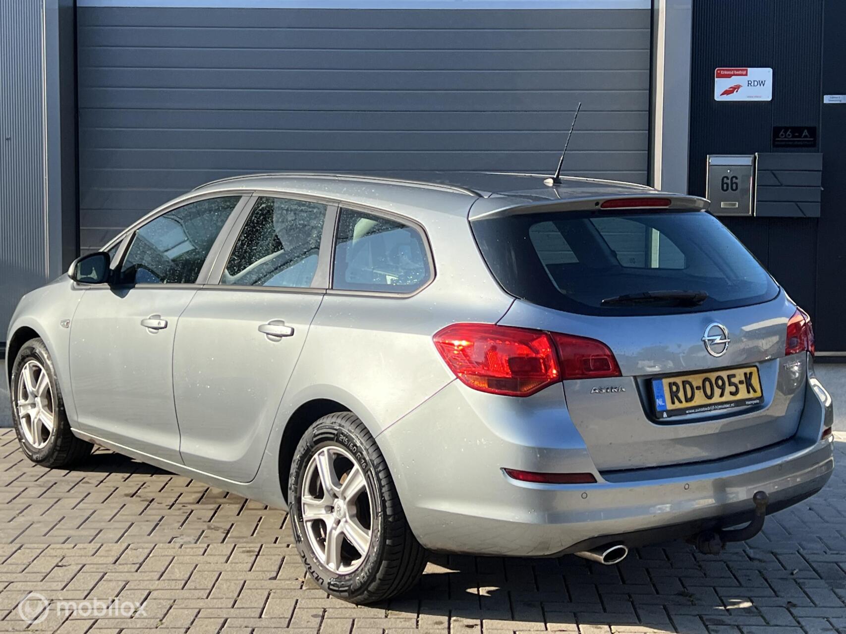 Foto van Opel Astra Sports Tourer