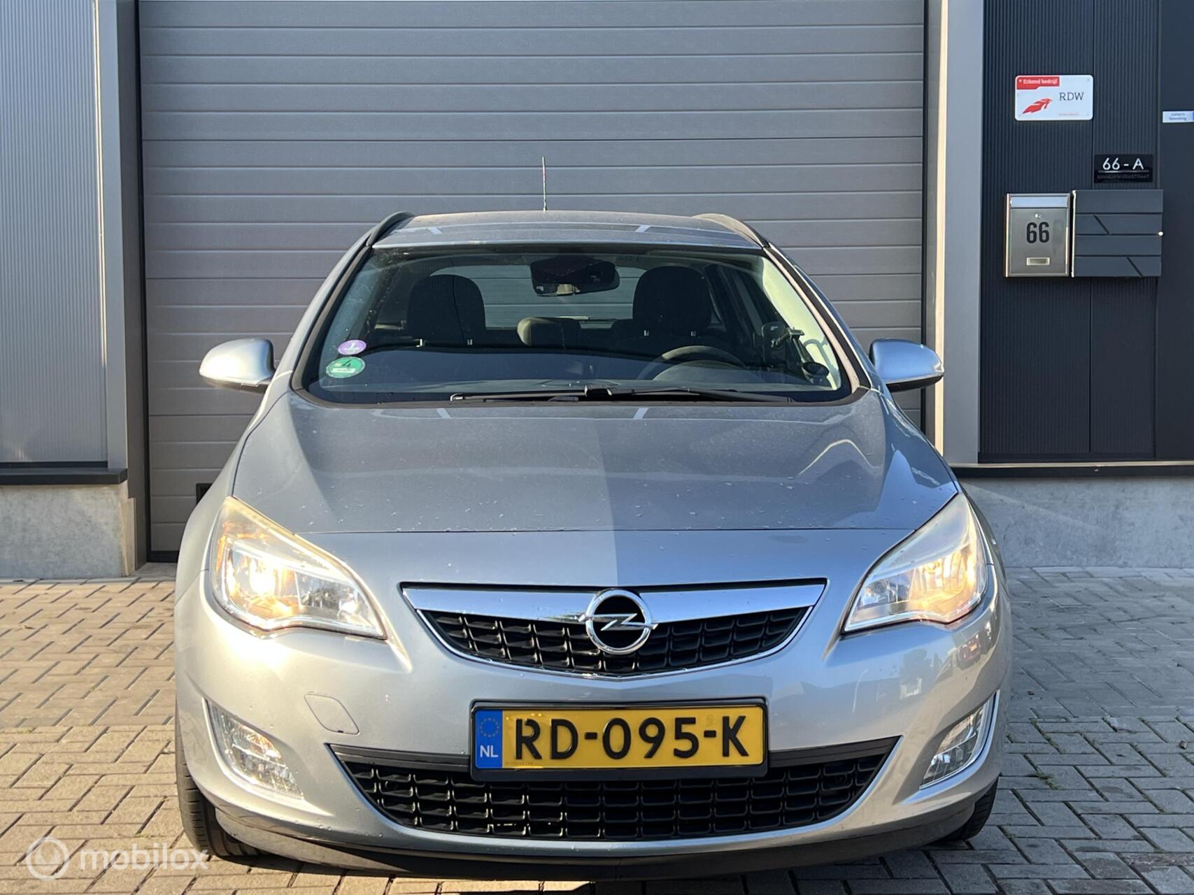 Foto van Opel Astra Sports Tourer