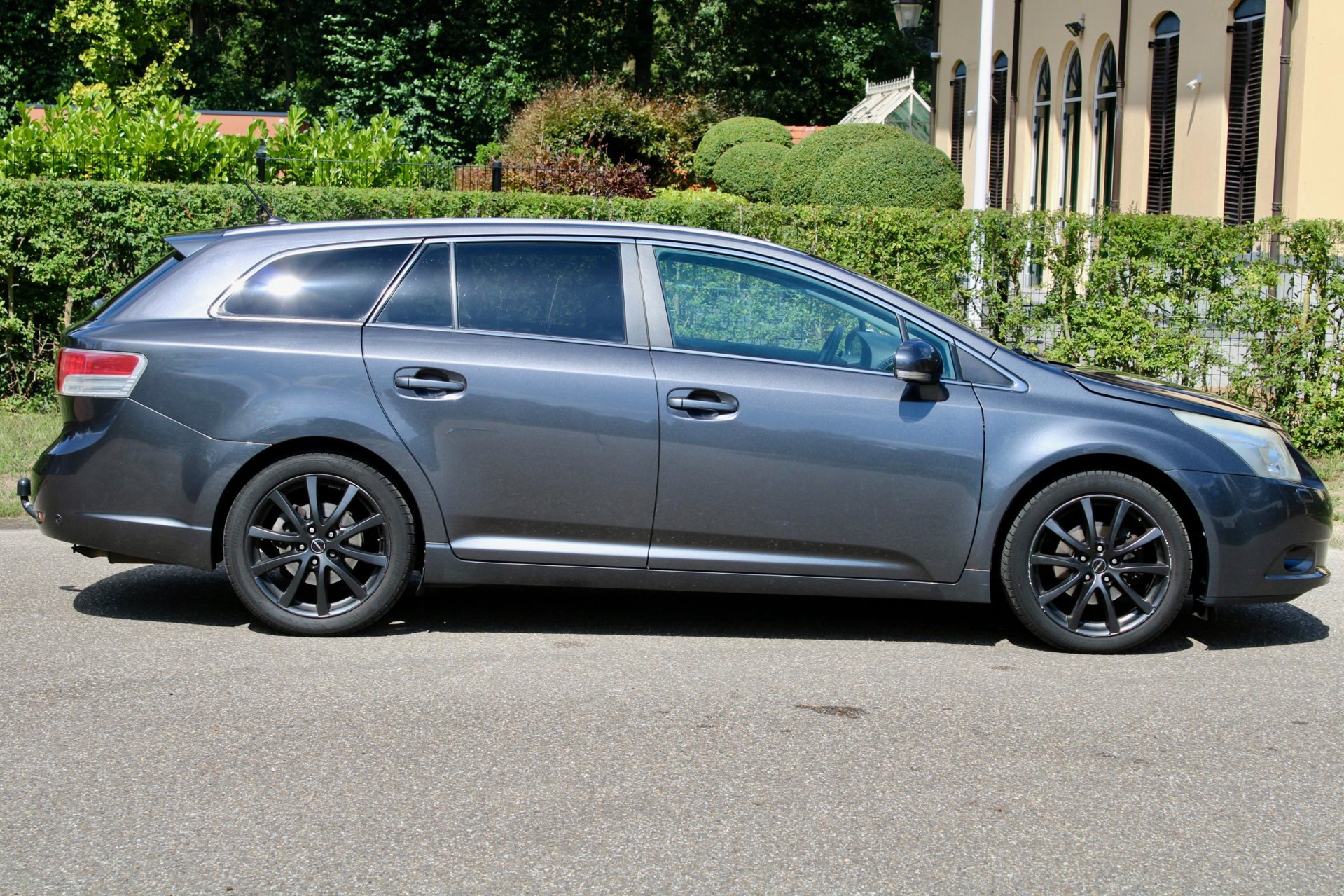 Foto van Toyota Toyota Avensis