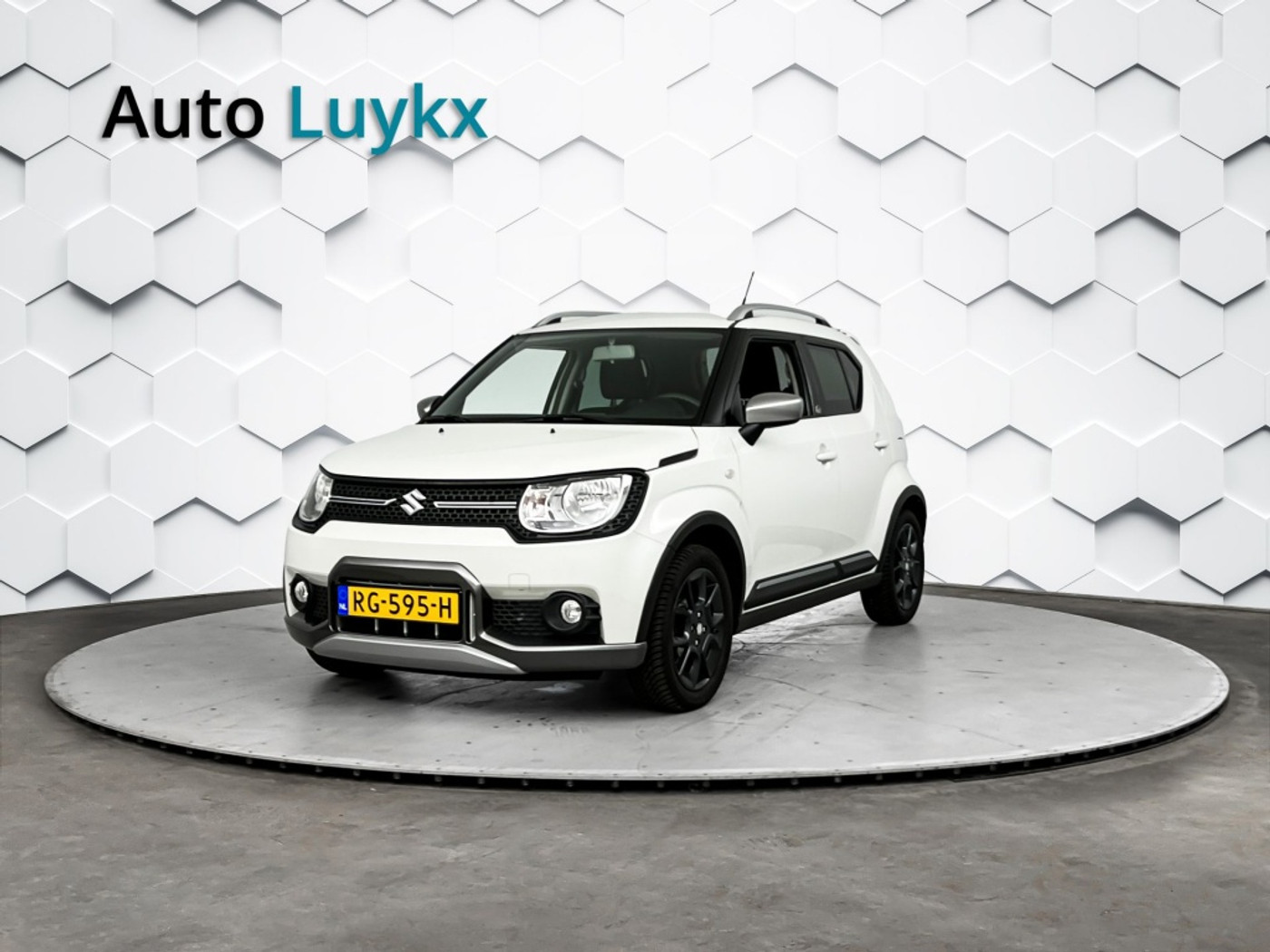 Suzuki Ignis 1.2 Rhino Automaat | Navigatie | Parkeercamera | Dakspoiler 2017 - voorkant