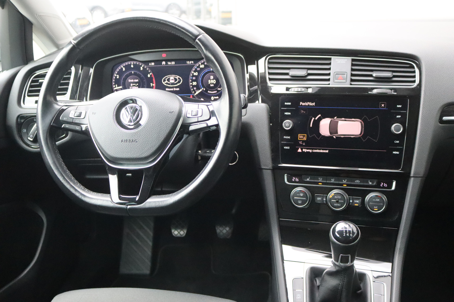 Foto van Volkswagen Golf