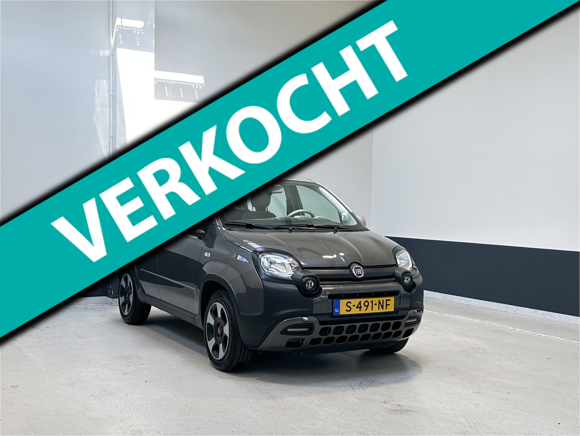 Fiat Panda 1.0 Hybrid City Cross | NL | Bluetooth| Trekhaak | Airco | 2023 - voorkant