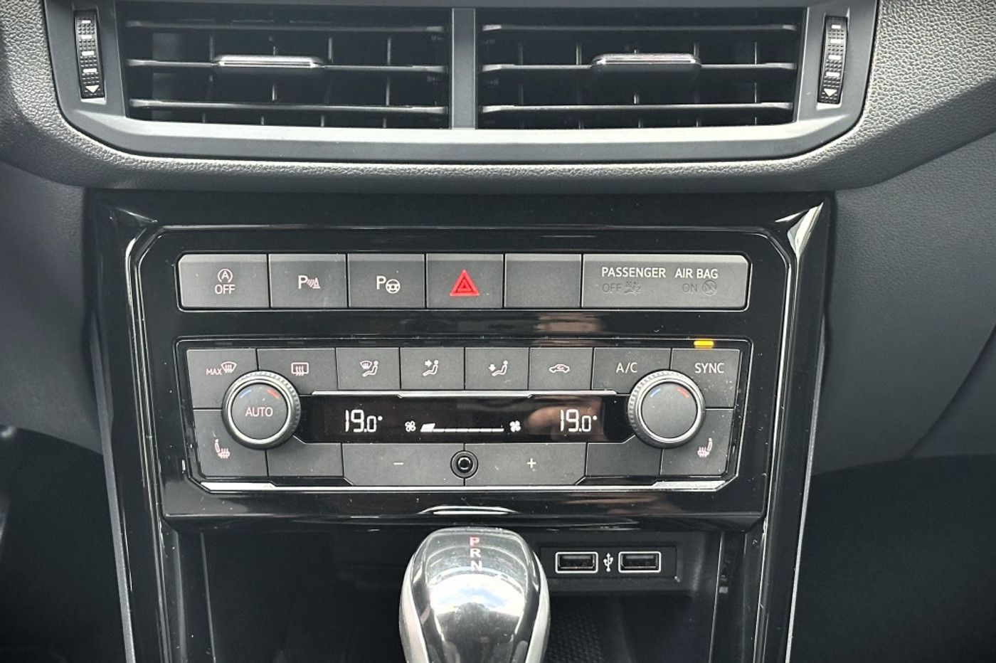 Foto van Volkswagen T-cross