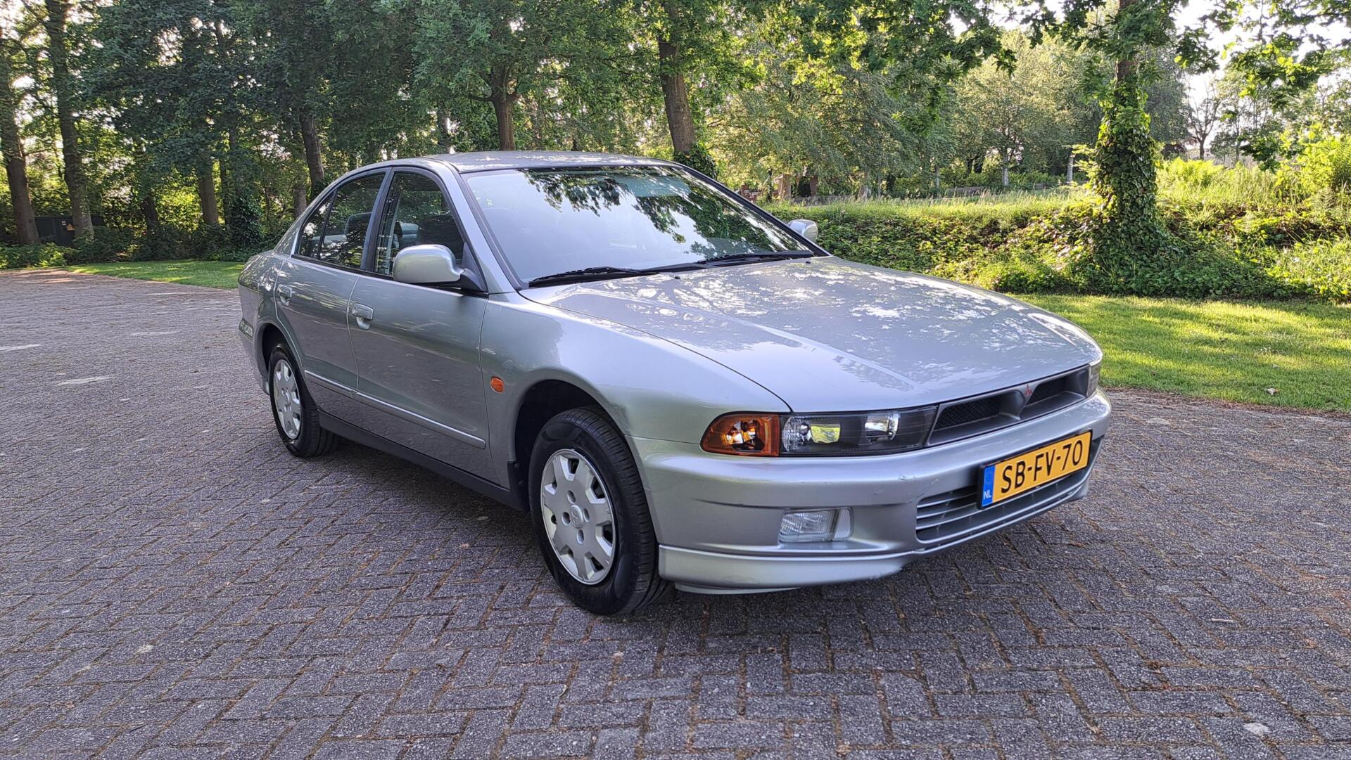 Foto van Mitsubishi Galant