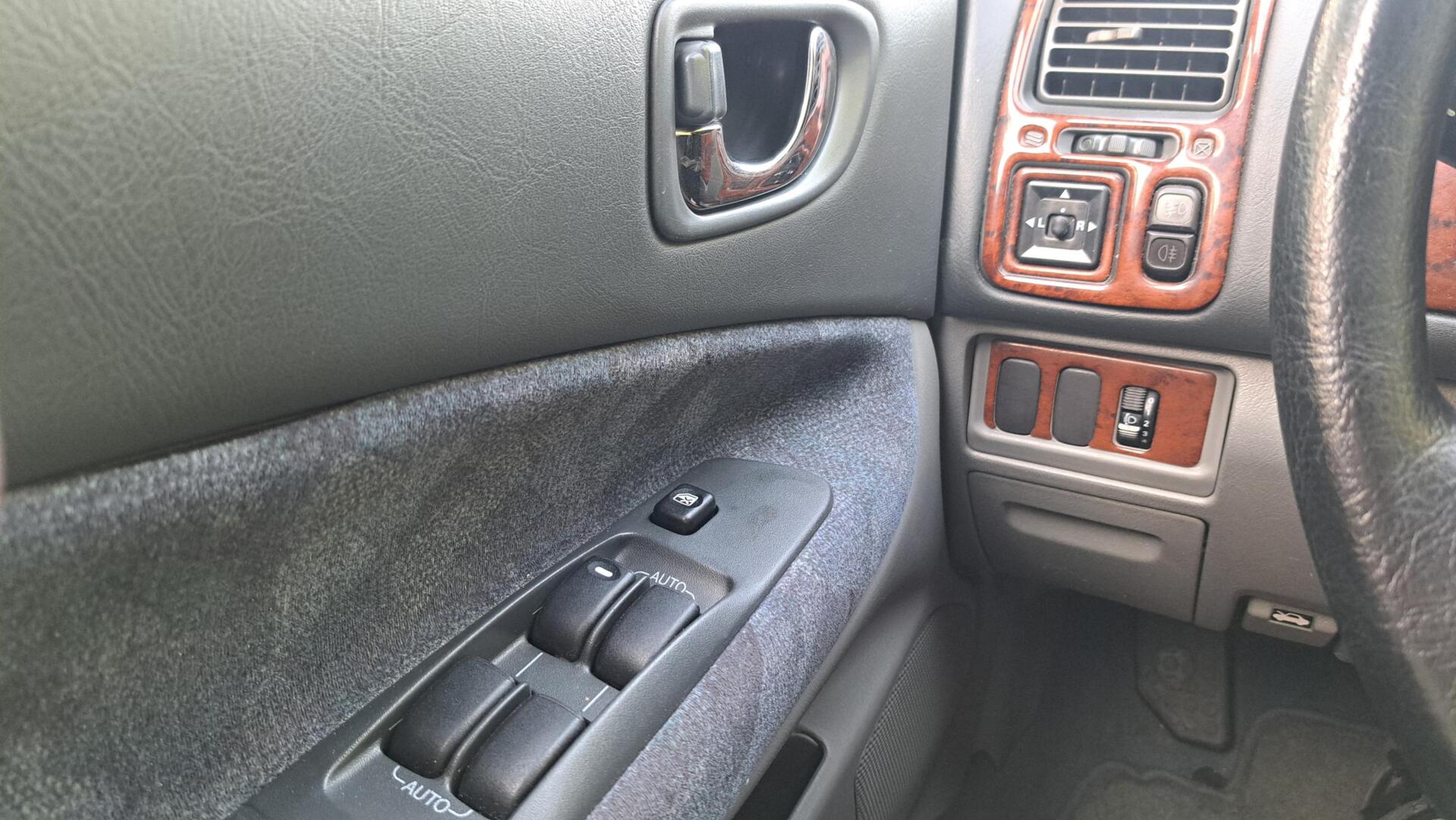 Foto van Mitsubishi Galant