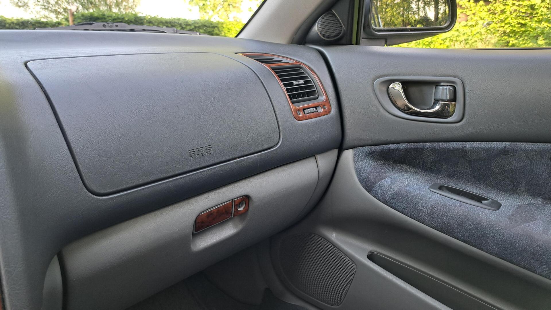 Foto van Mitsubishi Galant