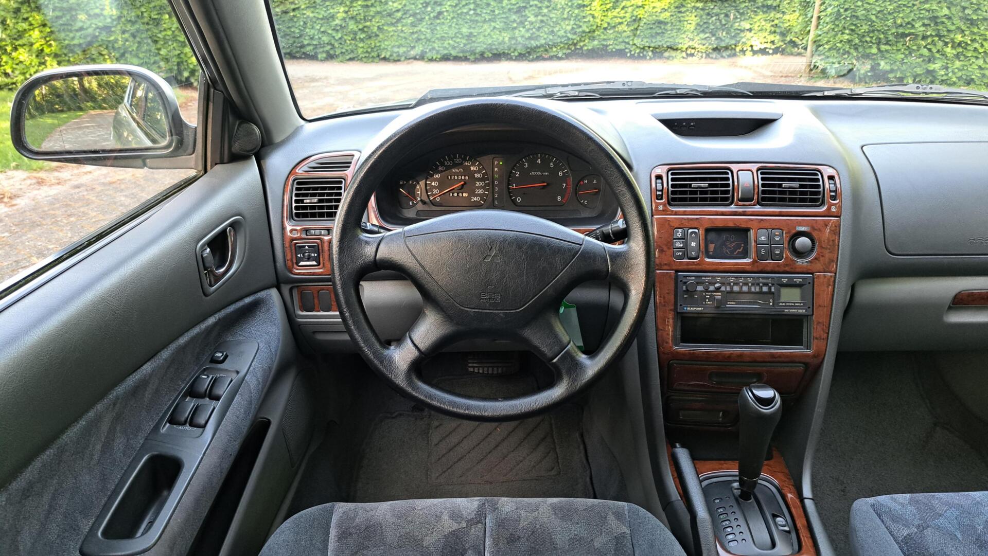 Foto van Mitsubishi Galant