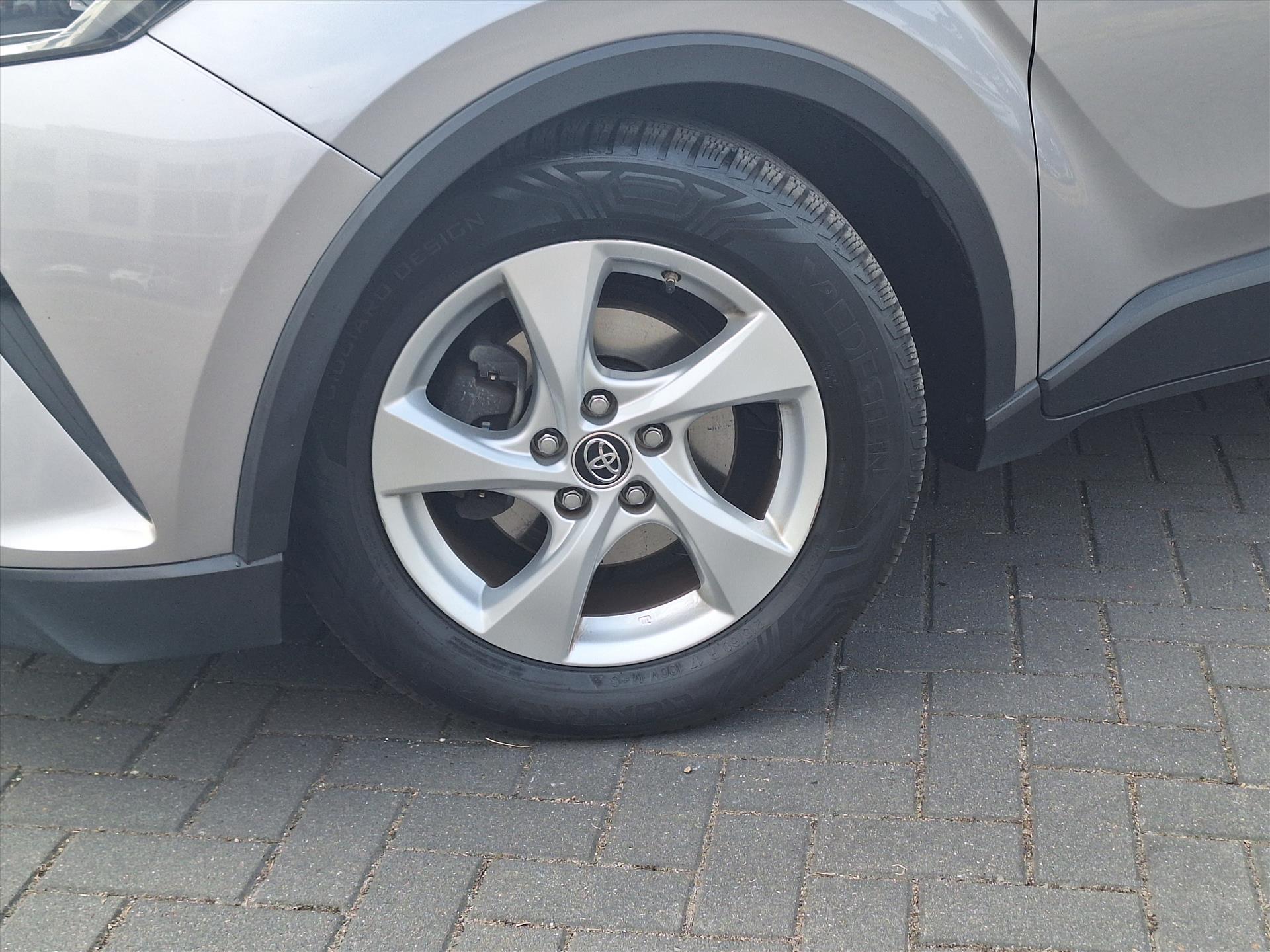 Foto van Toyota Toyota C-hr