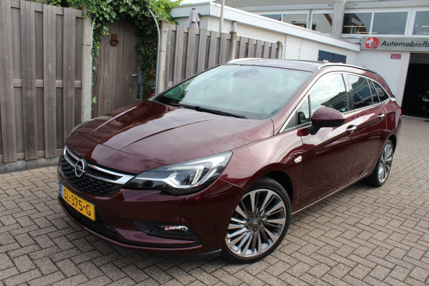 Foto van Opel Astra Sports Tourer