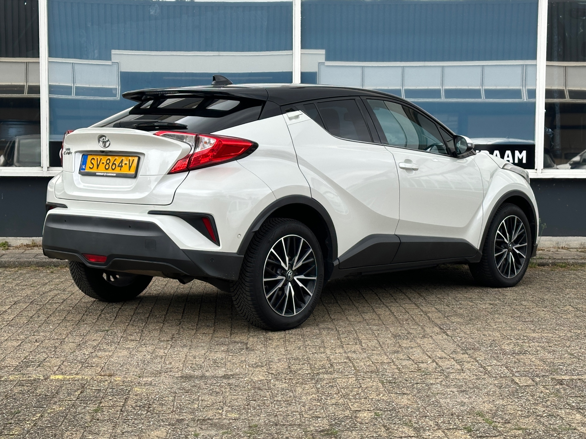 Foto van Toyota Toyota C-hr