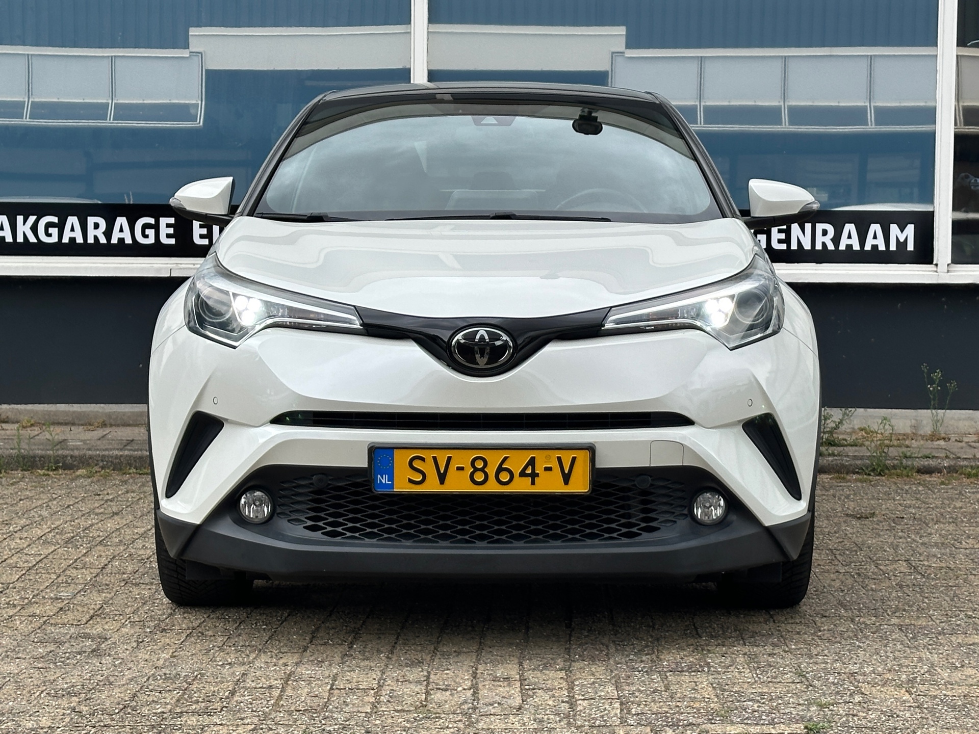 Foto van Toyota Toyota C-hr