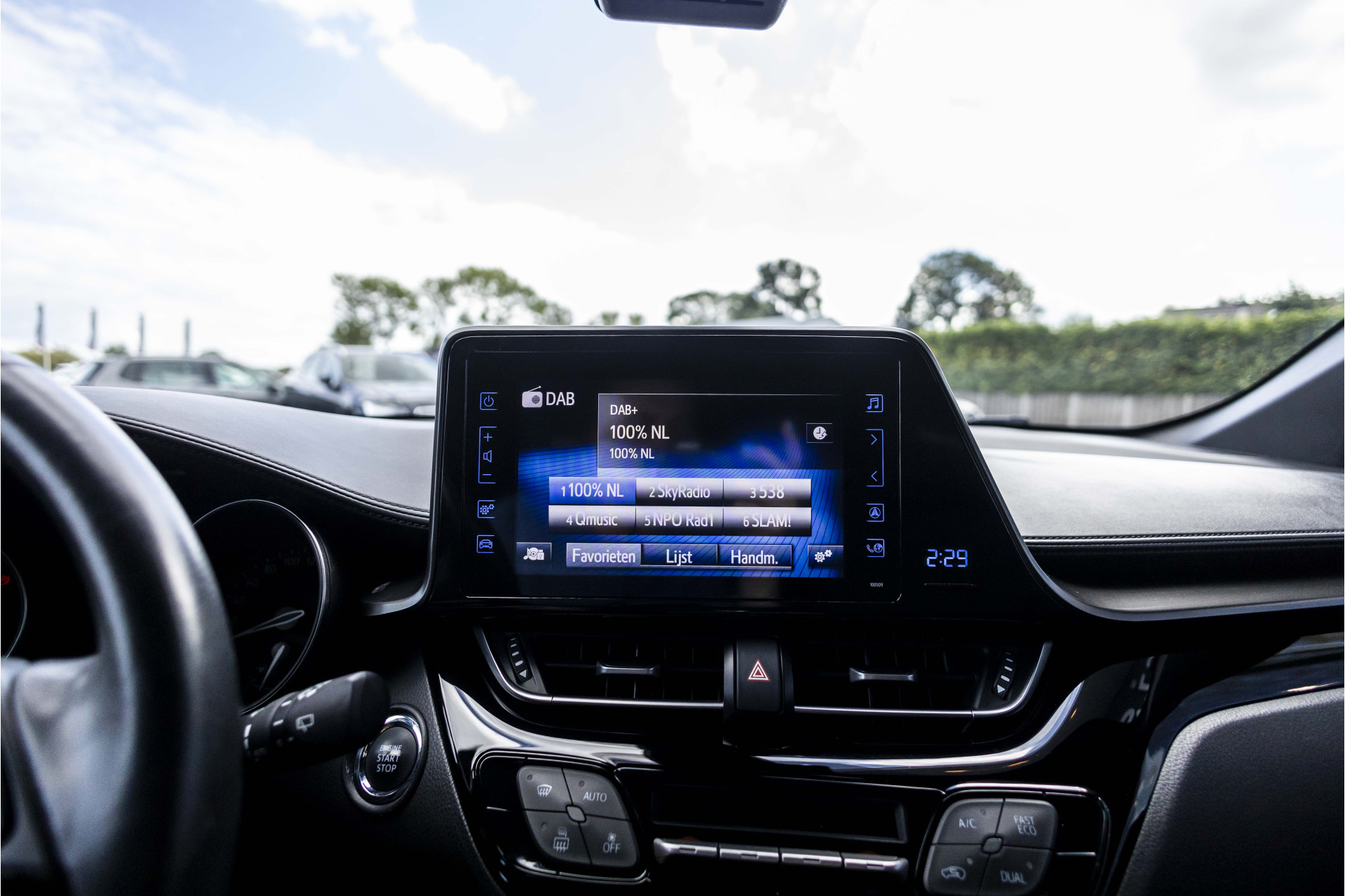 Foto van Toyota Toyota C-hr