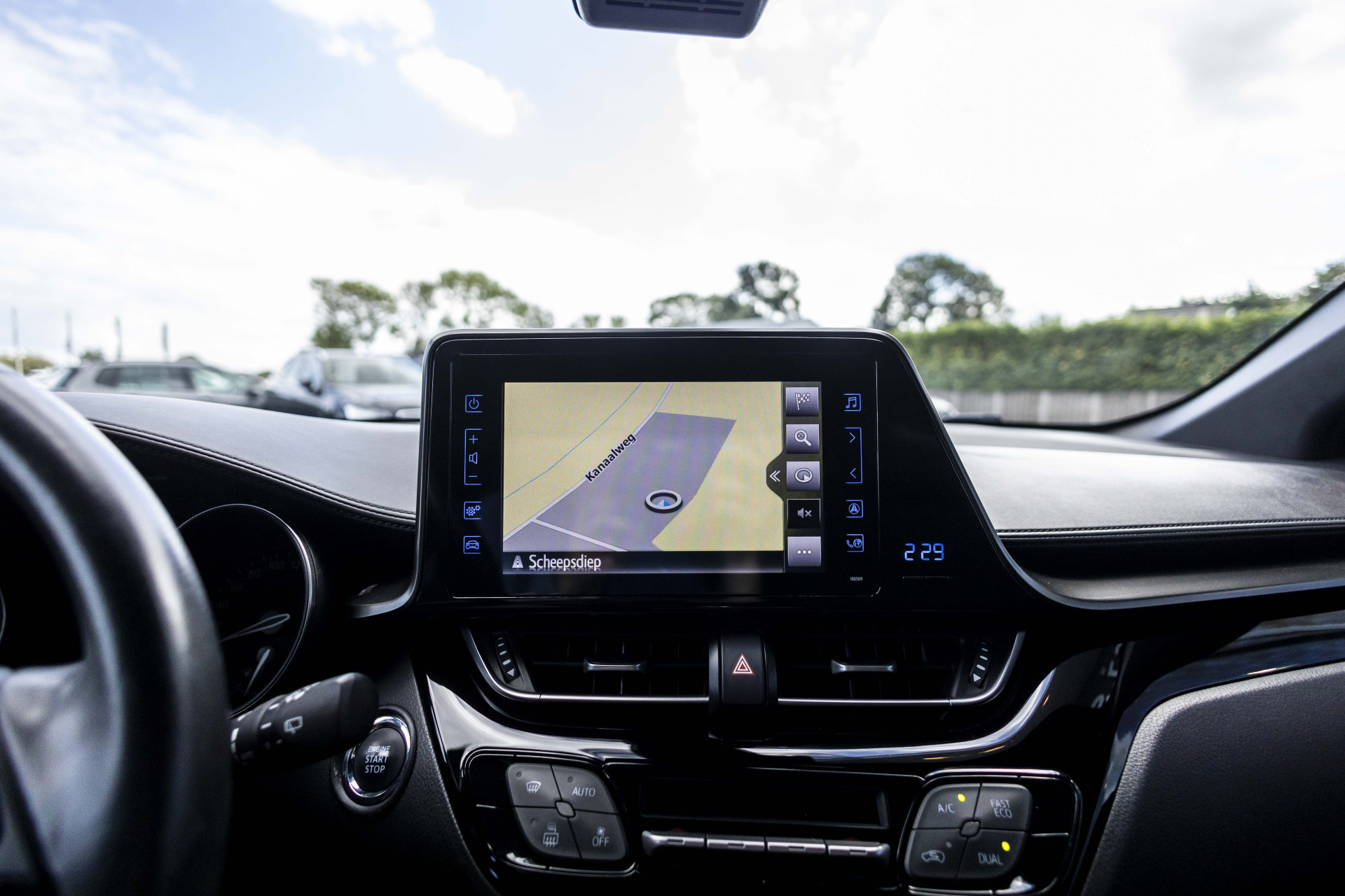 Foto van Toyota Toyota C-hr