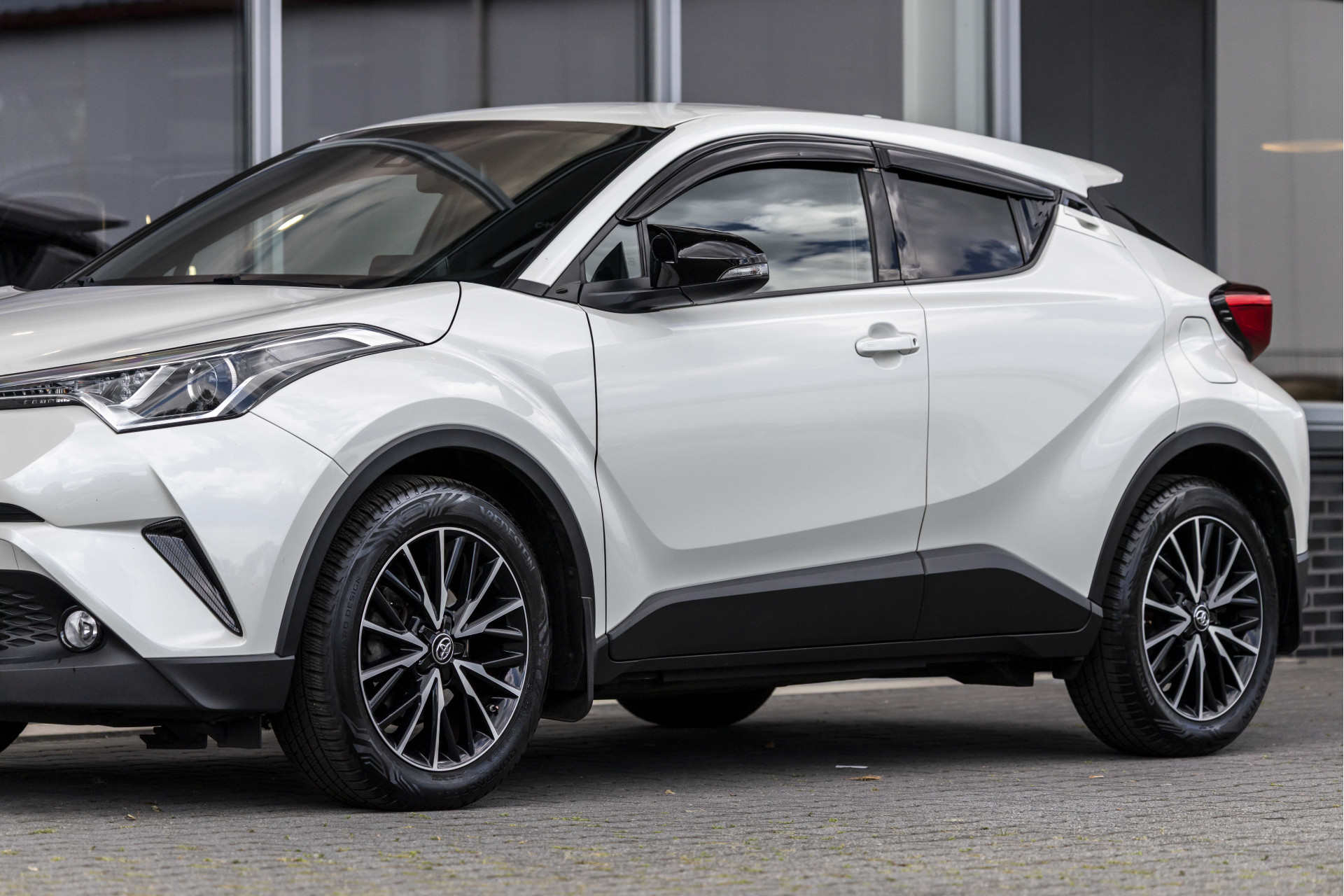 Foto van Toyota Toyota C-hr