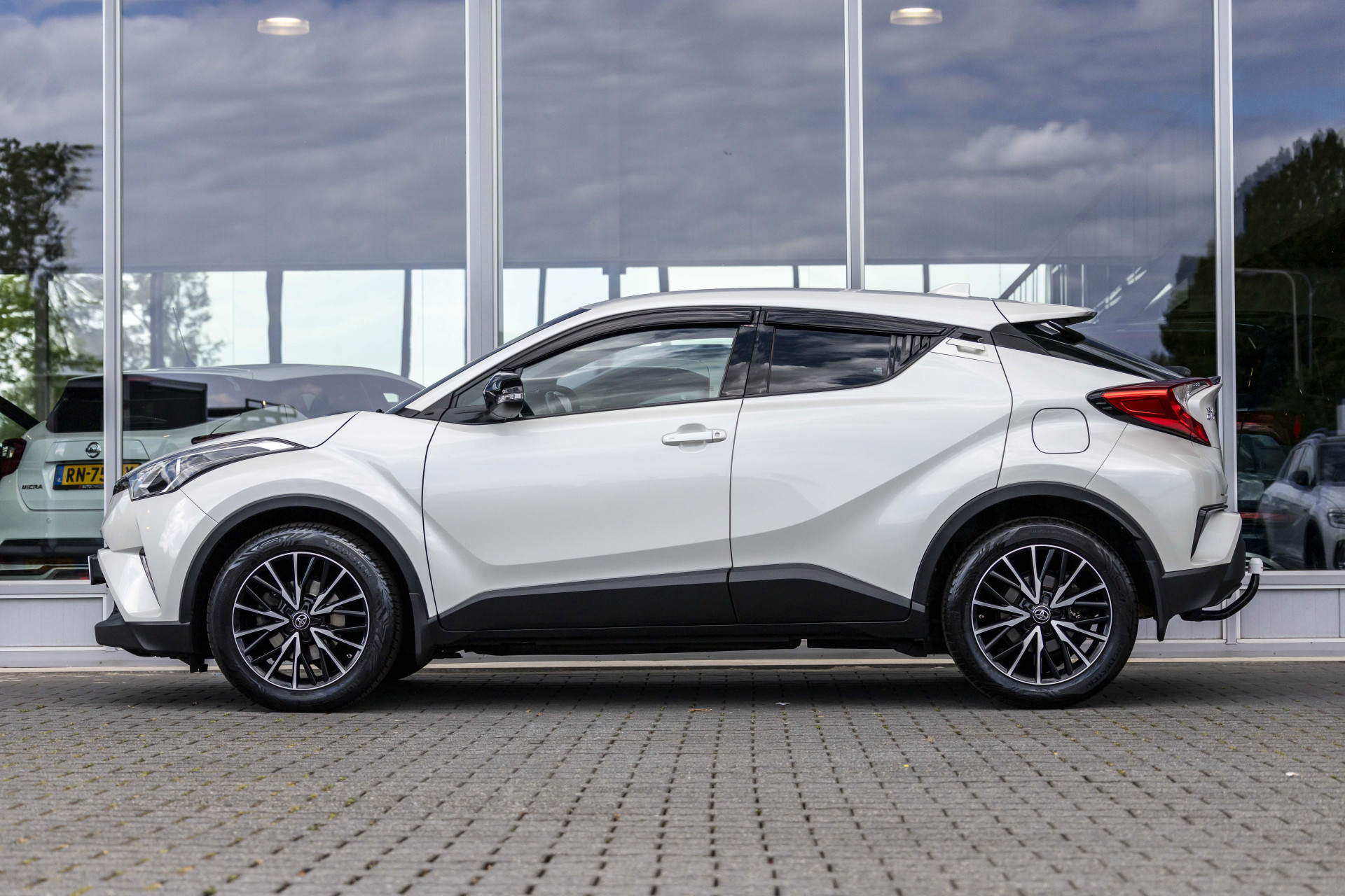 Foto van Toyota Toyota C-hr