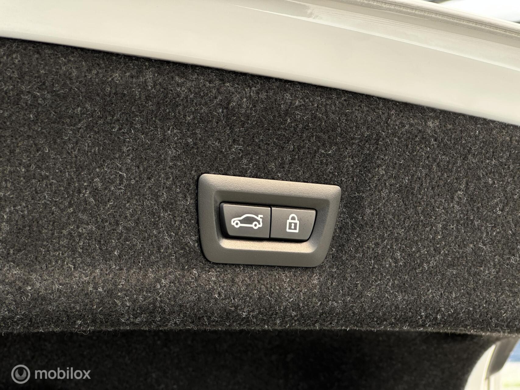 Foto van BMW 330i