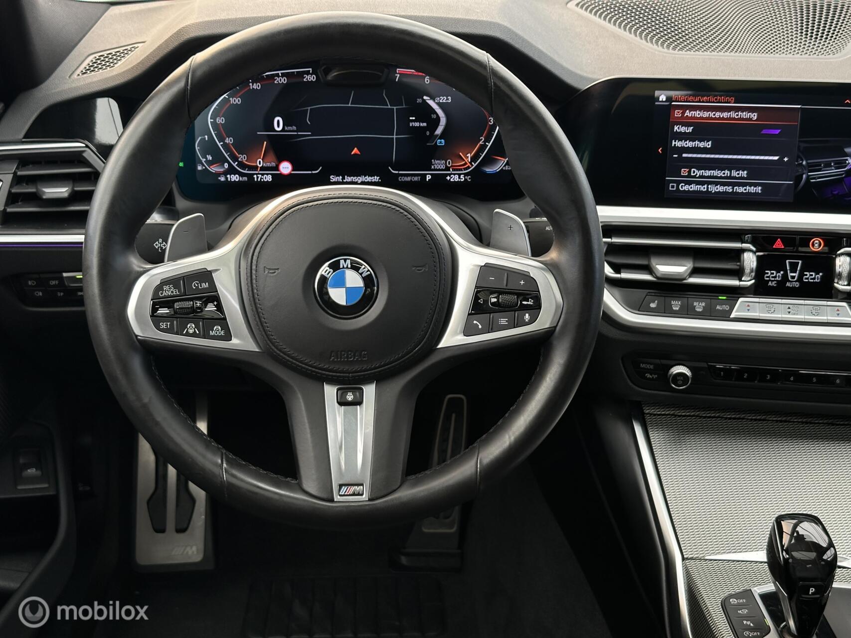 Foto van BMW 330i