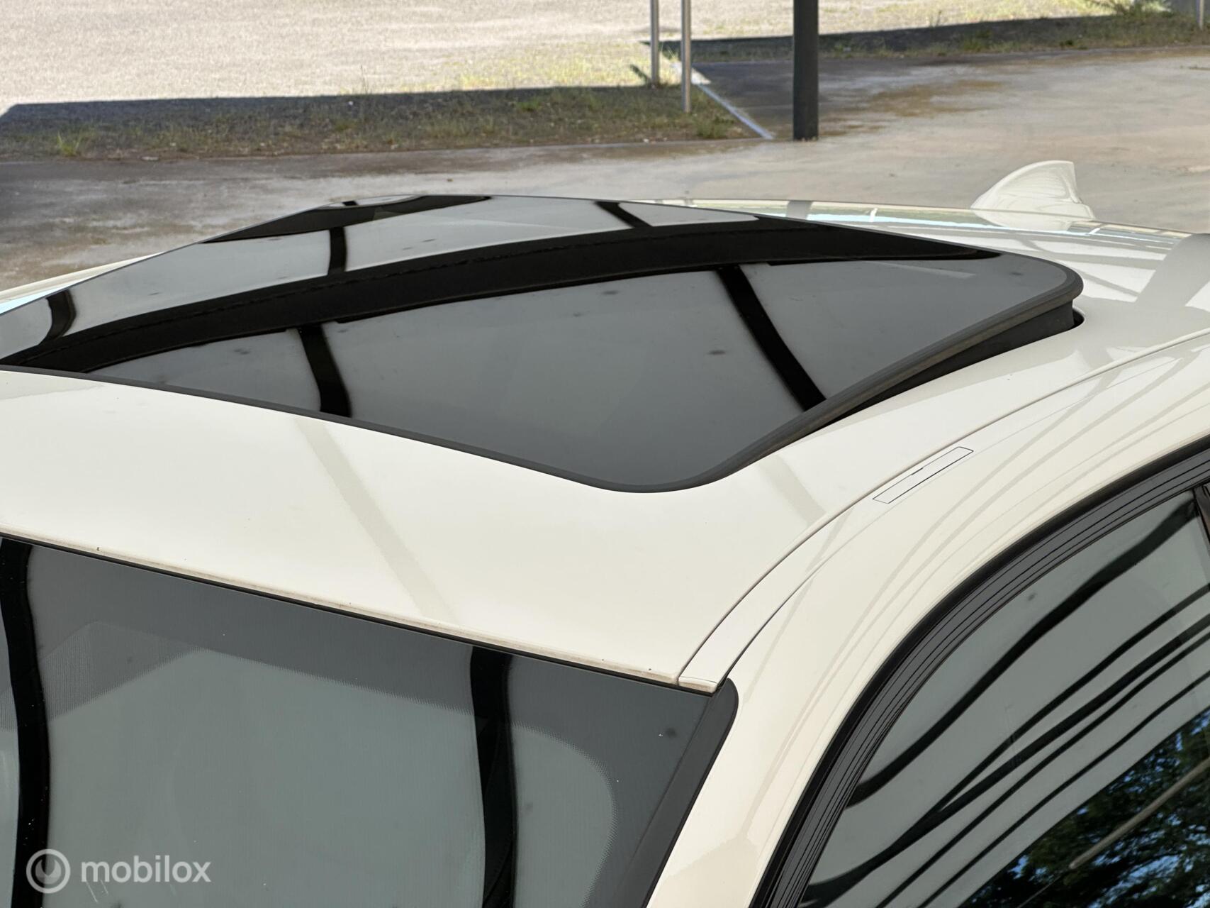 Foto van BMW 330i