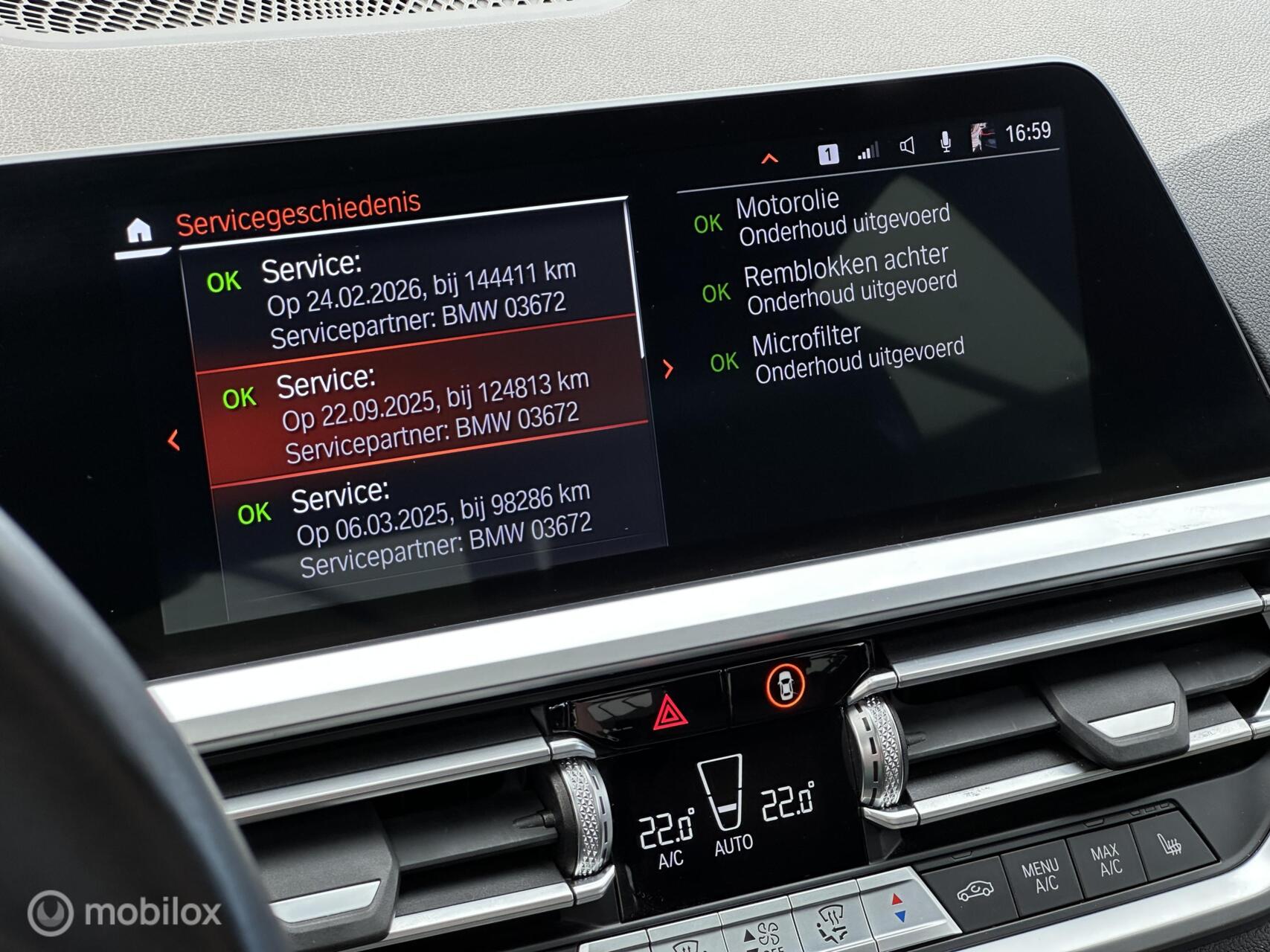 Foto van BMW 330i