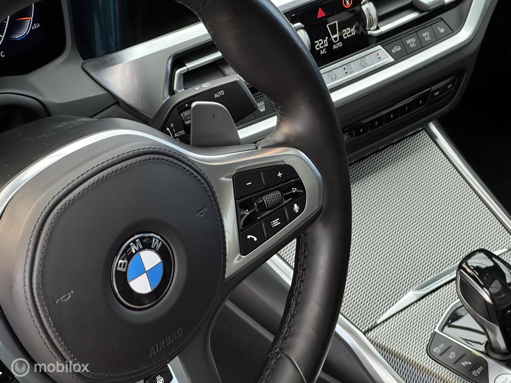 Foto van BMW 330i