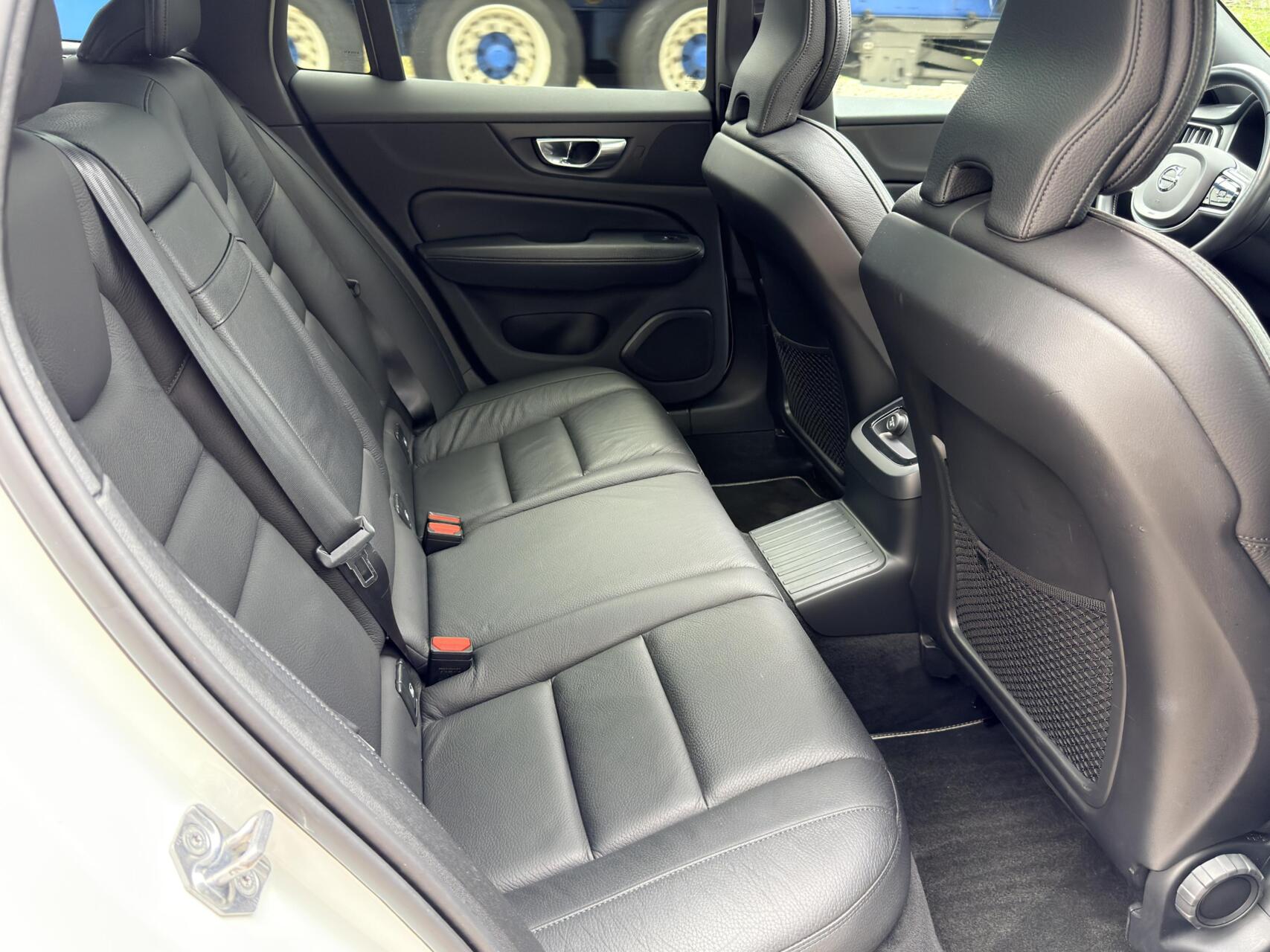 Foto van Volvo V60 T6 Twin Engine