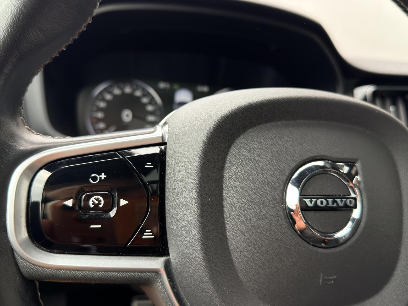 Foto van Volvo V60 T6 Twin Engine