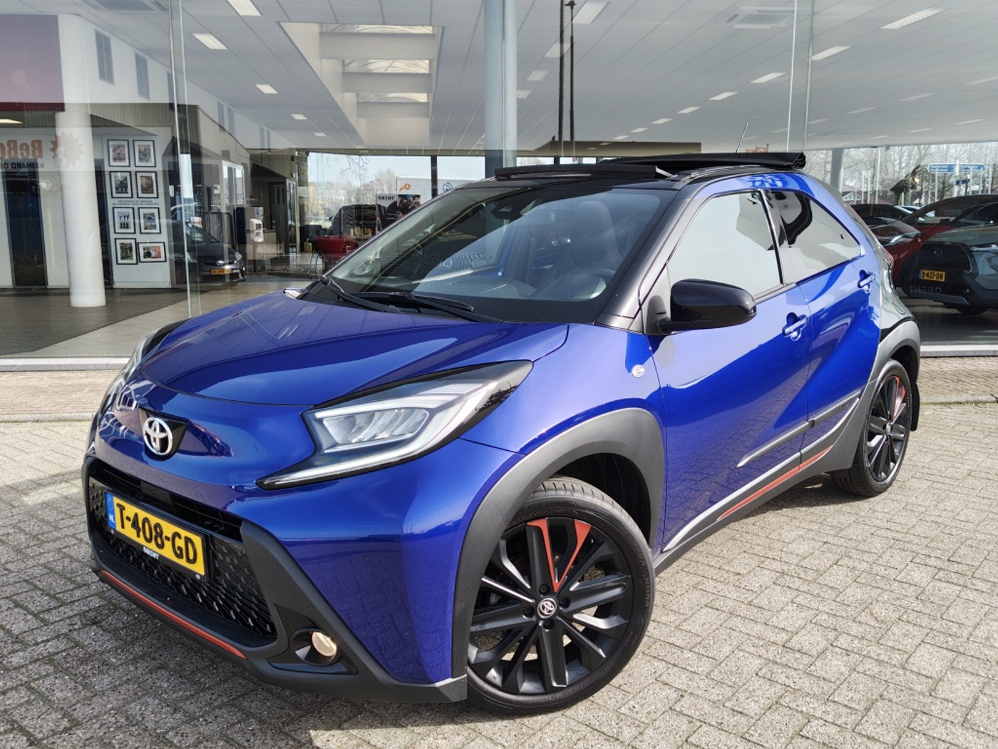 Toyota Aygo X 1.0 VVT-i S-CVT Premium 2023 - voorkant