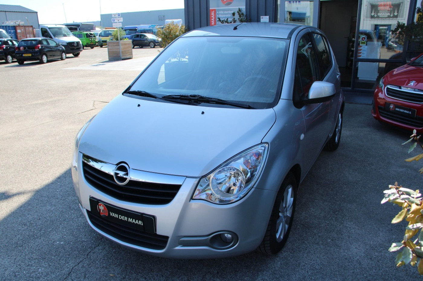 Foto van Opel Agila