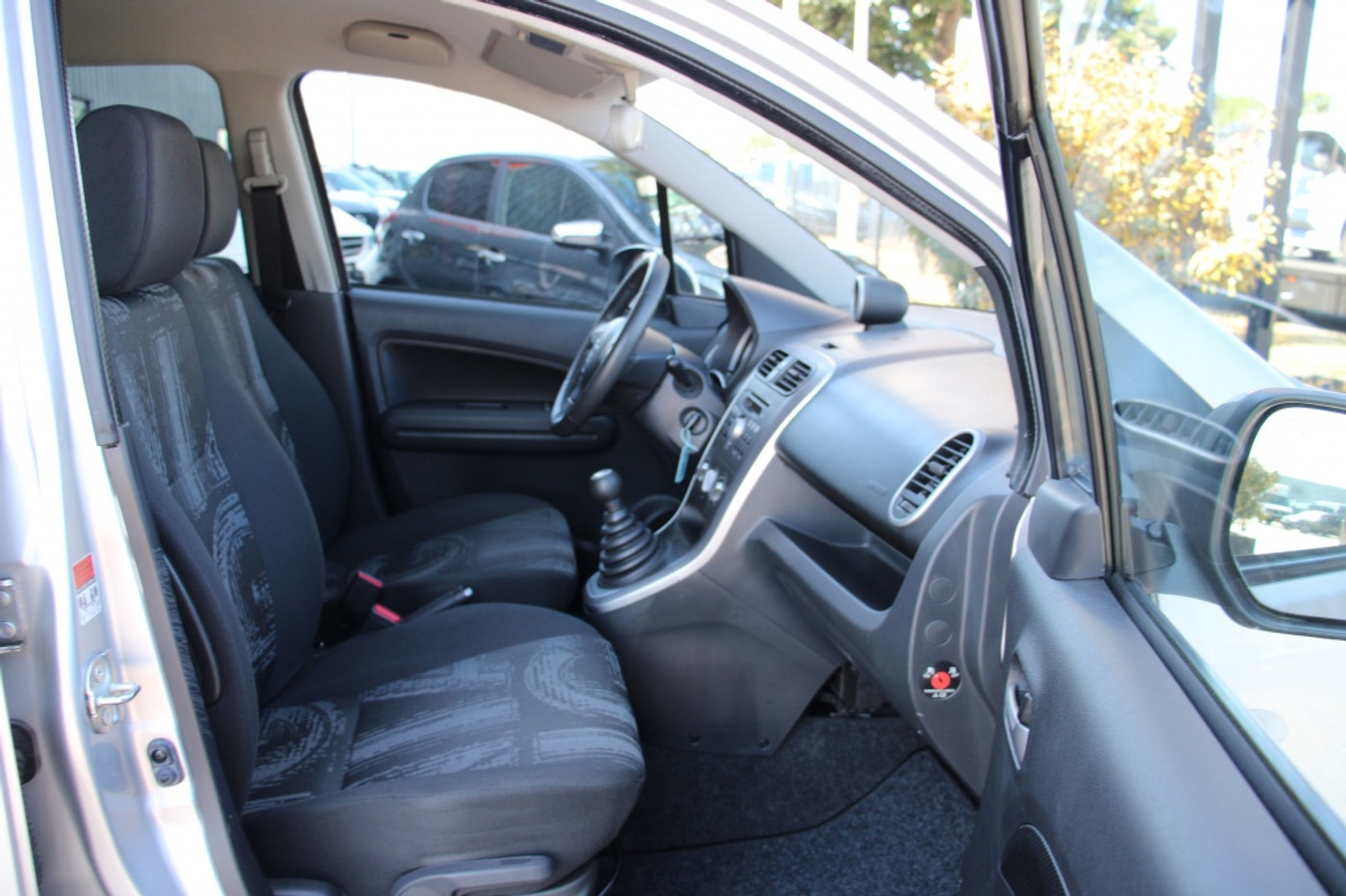 Foto van Opel Agila