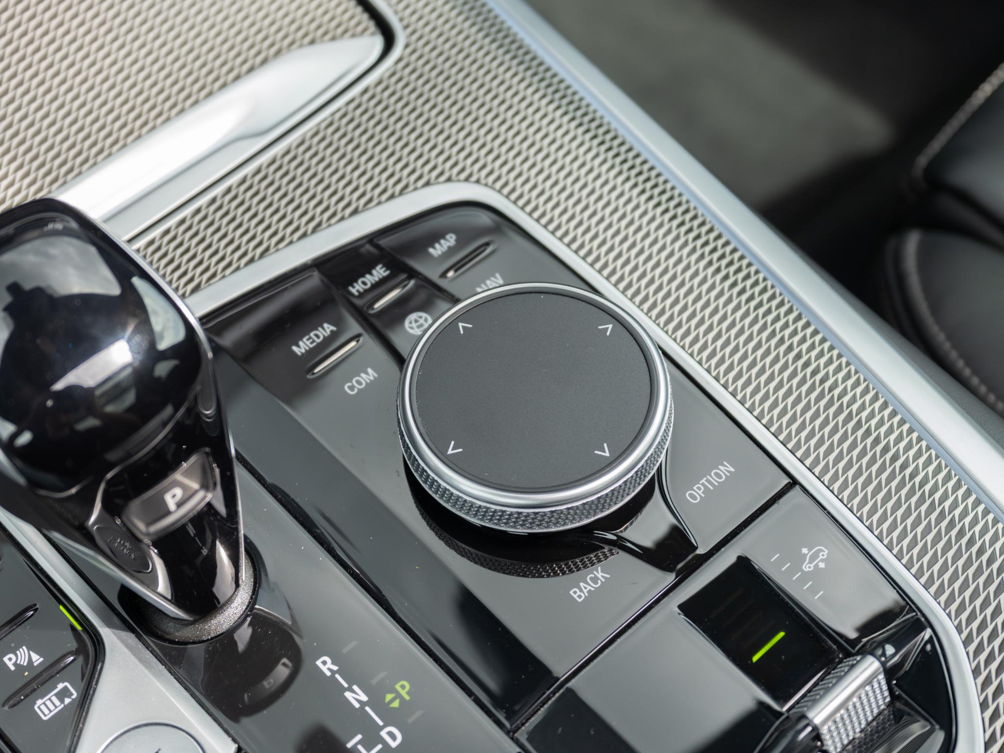Foto van BMW X5 Xdrive45e