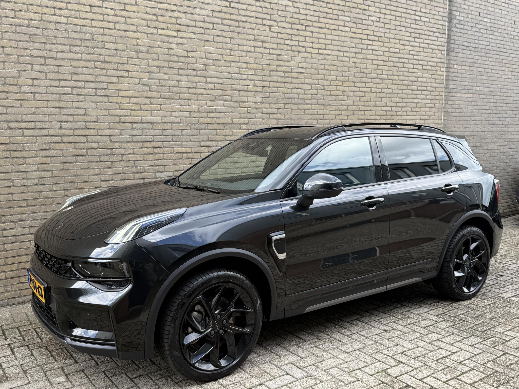 Foto van Lynk&co LYNK & Co 01