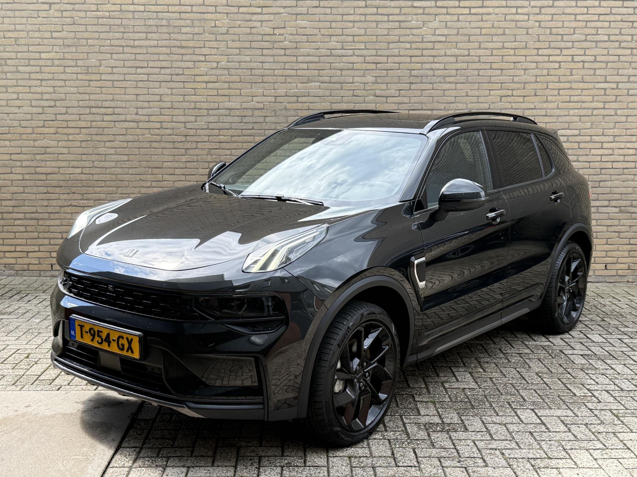 Foto van Lynk&co LYNK & Co 01