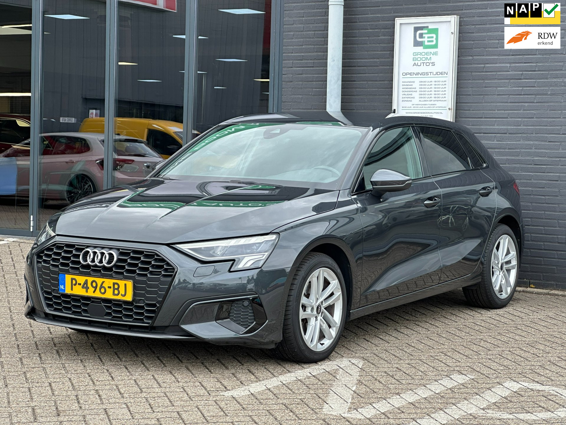 Audi A3 Sportback 30 TFSI Advanced edition/1STE EG/NAVI/AUTOMAAT/CARPLAY 2022 - voorkant