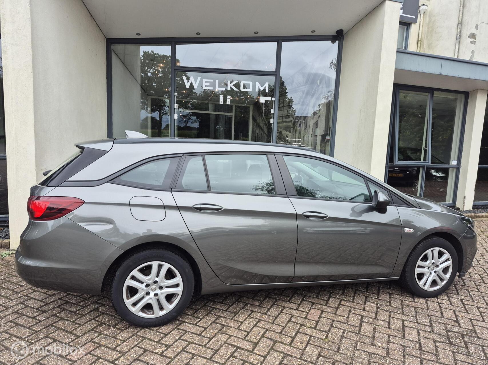 Foto van Opel Astra Sports Tourer