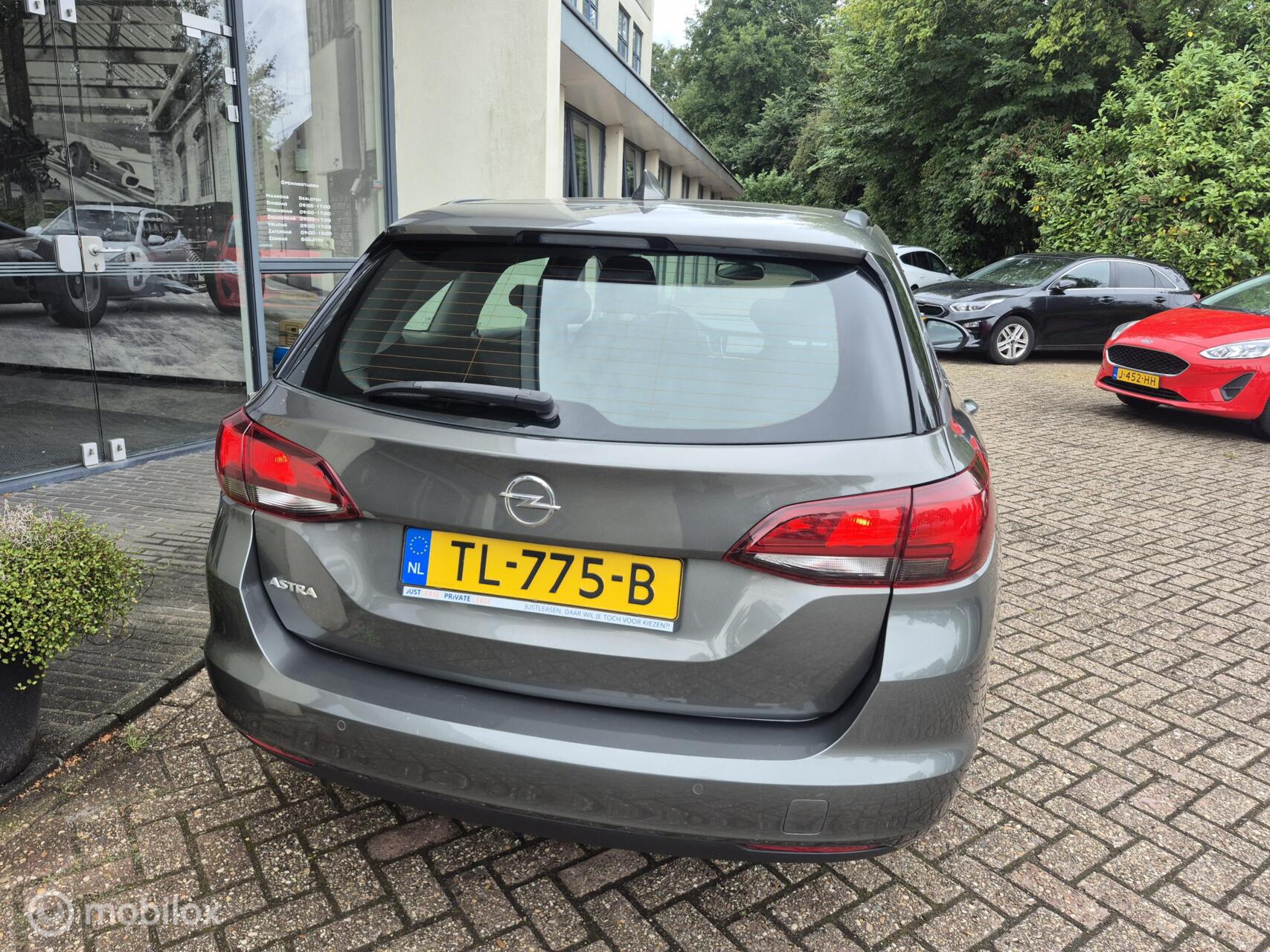 Foto van Opel Astra Sports Tourer