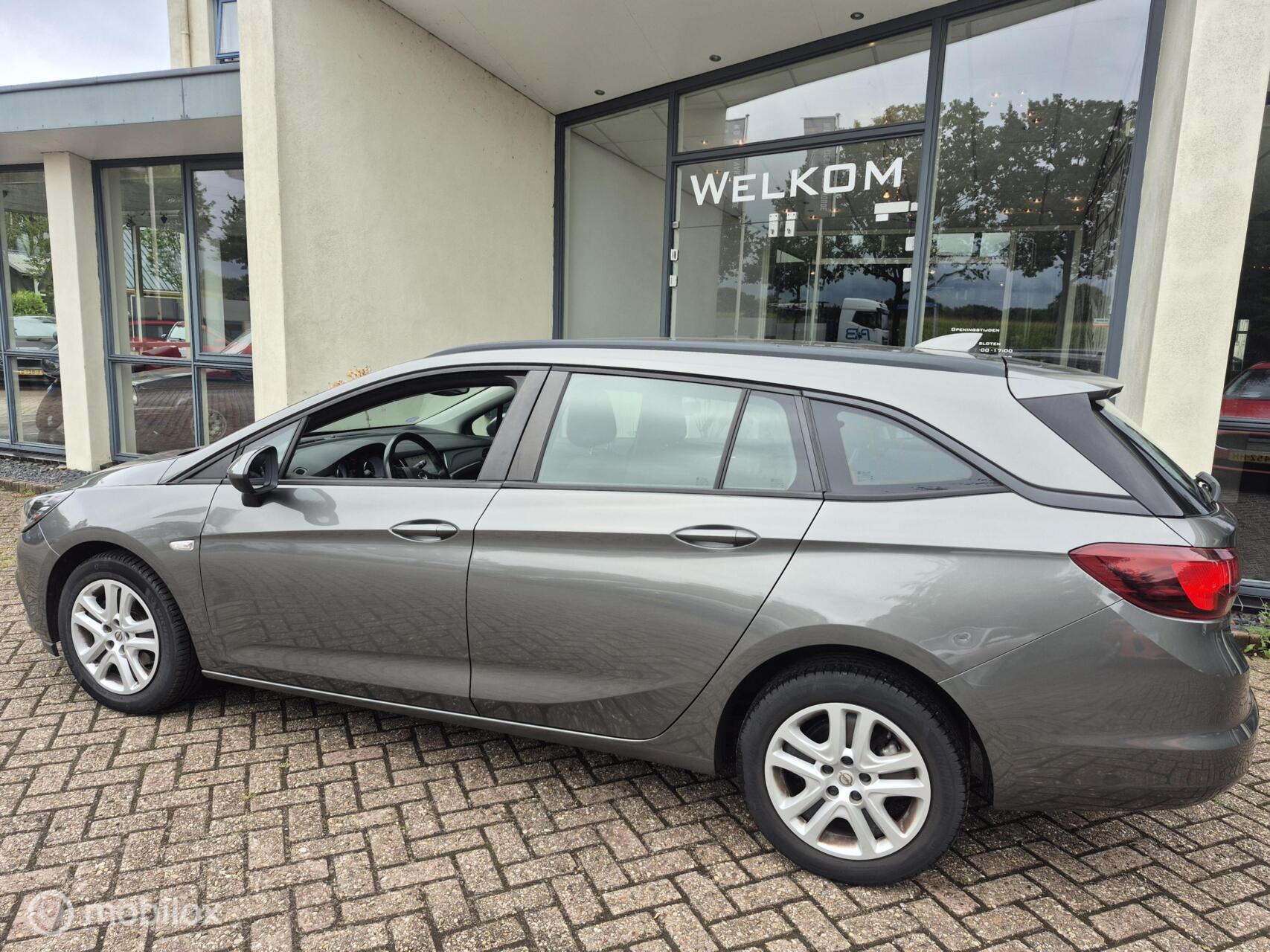 Foto van Opel Astra Sports Tourer