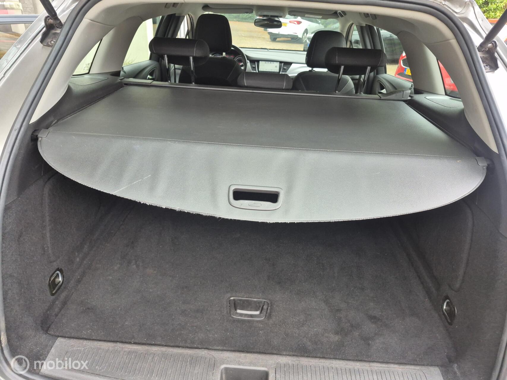 Foto van Opel Astra Sports Tourer
