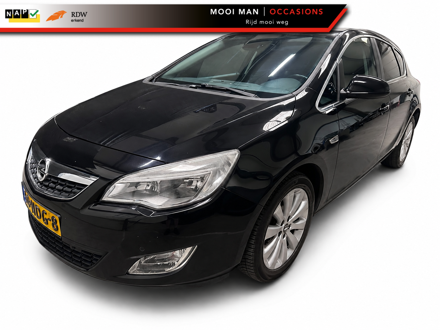 Opel Astra 1.6 Sport 2010 - voorkant